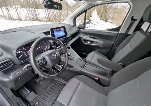 Toyota Proace City Verso cena 94900 przebieg: 90799, rok produkcji 2020 z Iłża małe 301